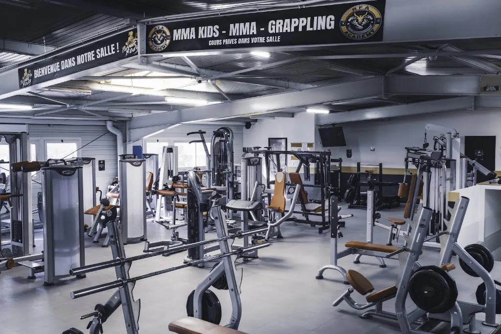 Salle de sport Familiale Perfect Body / Muscu - Cours co - Sports de combat (MMA - JIU JITSU - BOXE) - photo 2
