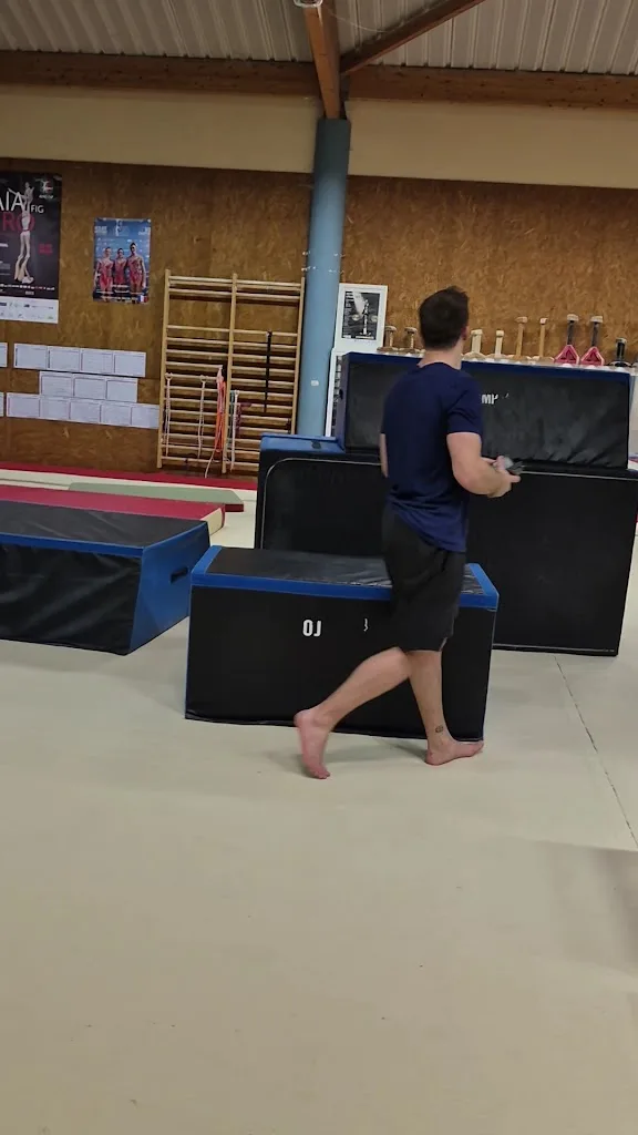 GYM TREVOUX - photo 3