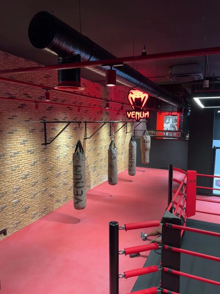 Salle de sport - ON AIR ORLÉANS CENTRE - photo 1