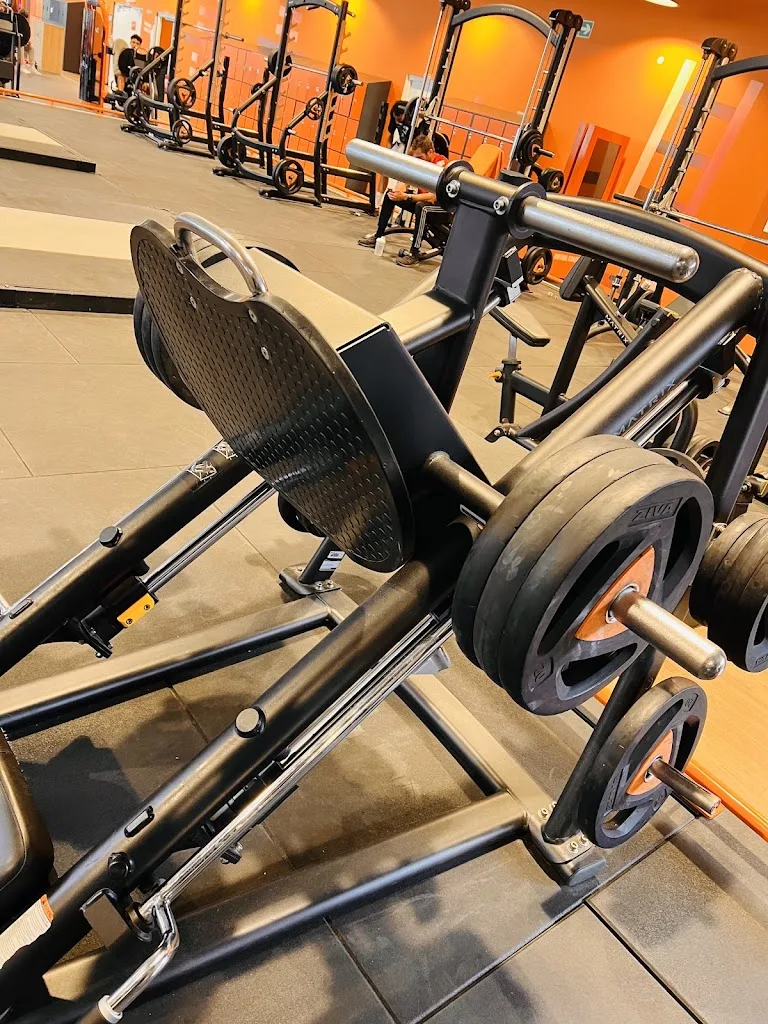 Basic-Fit - photo 2