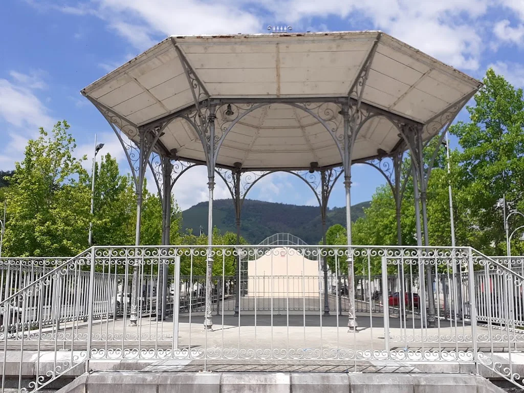 Maule-Lextarreko pilotalekua/Fronton à Mauléon-Licharre