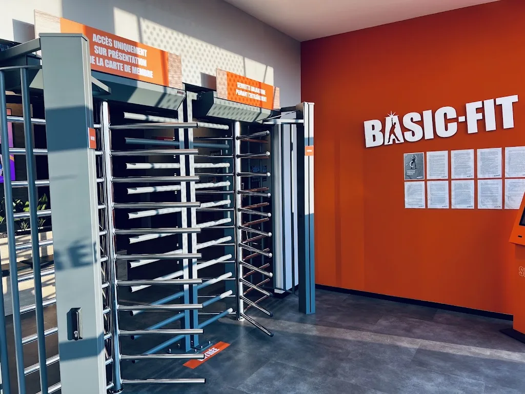Basic-Fit - photo 1