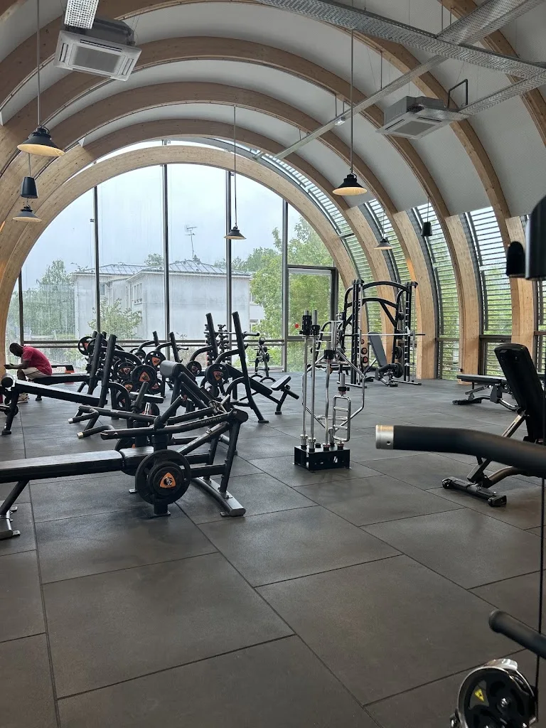 Basic-Fit - photo 1