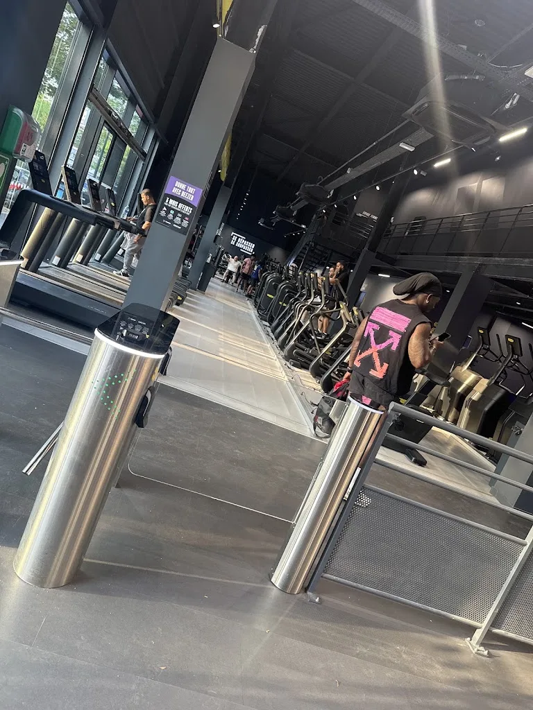 Fitness Park - Salle de sport Fresnes - photo 2