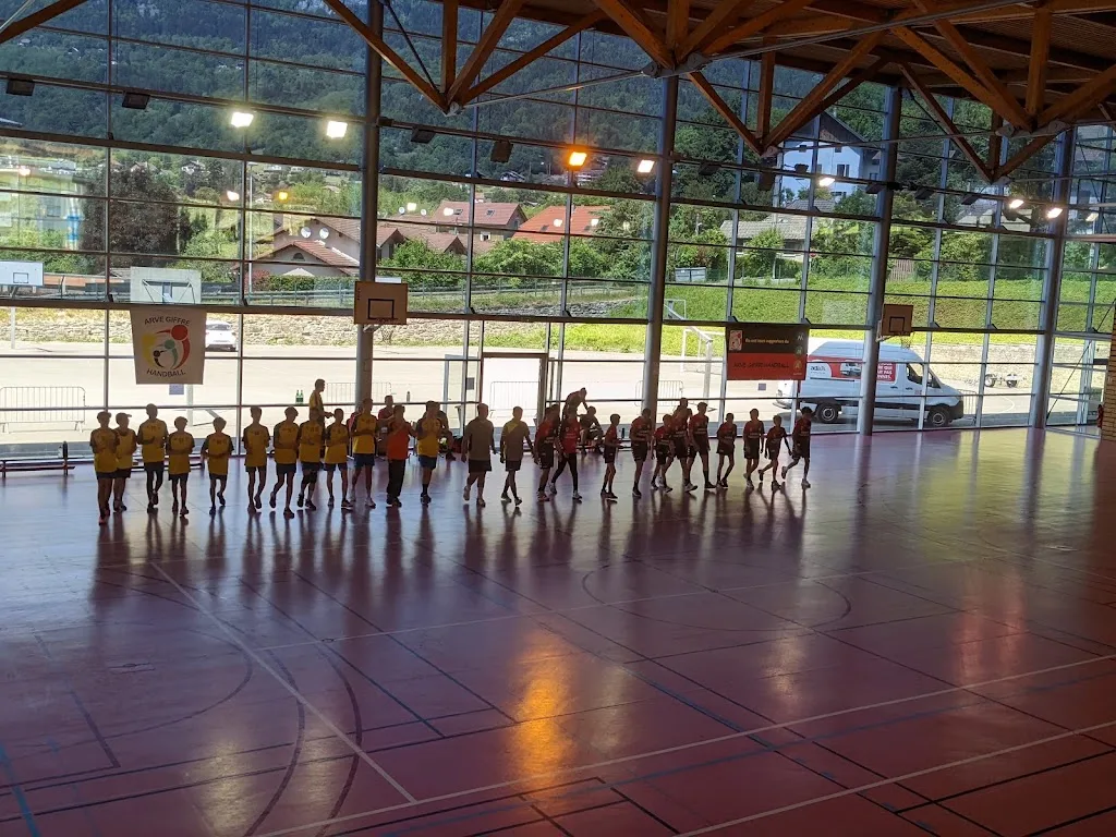 Gymnase Pierre Fallion - photo 1