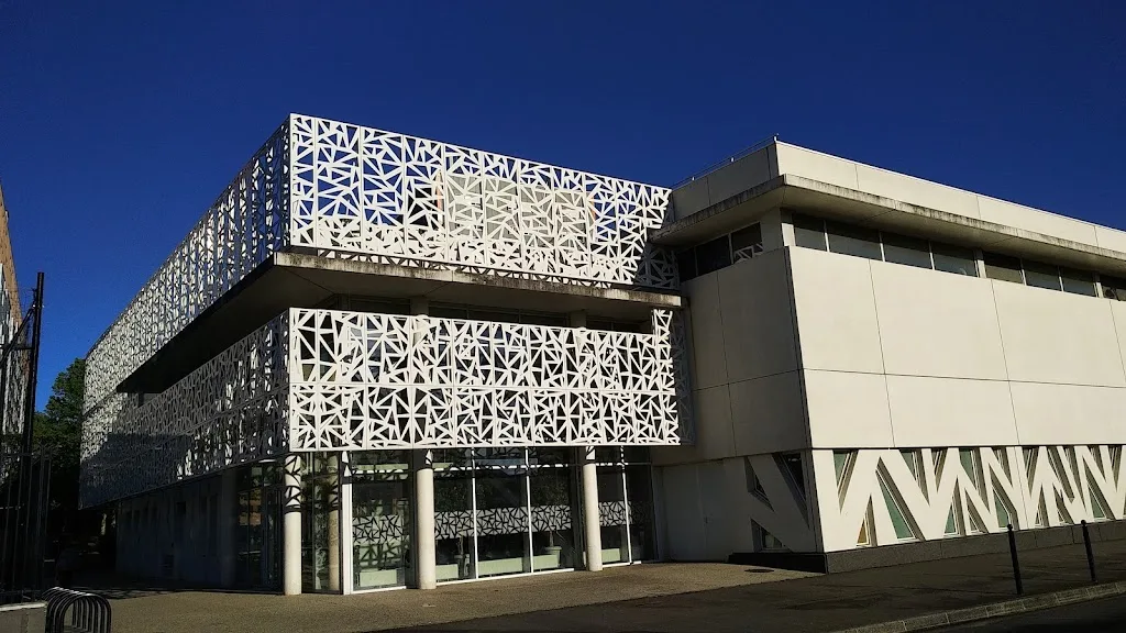 Gymnase des Mordacs - photo 1