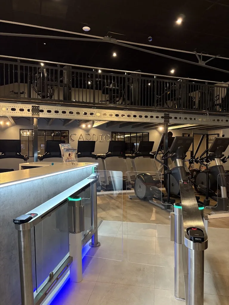 Fitness Park - Salle de sport Villepinte - photo 1