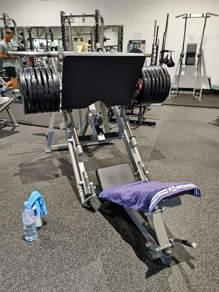 Legends Fitness Gym (HYROX Training Club) - photo 1