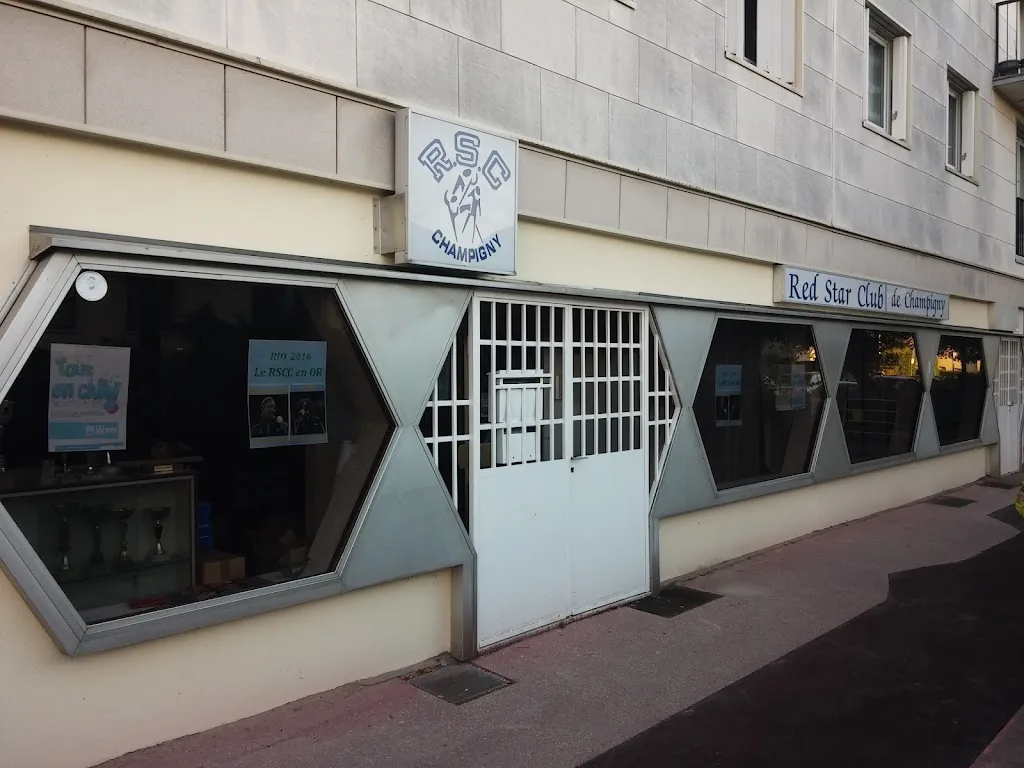 Red Star Club Champigny - photo 1