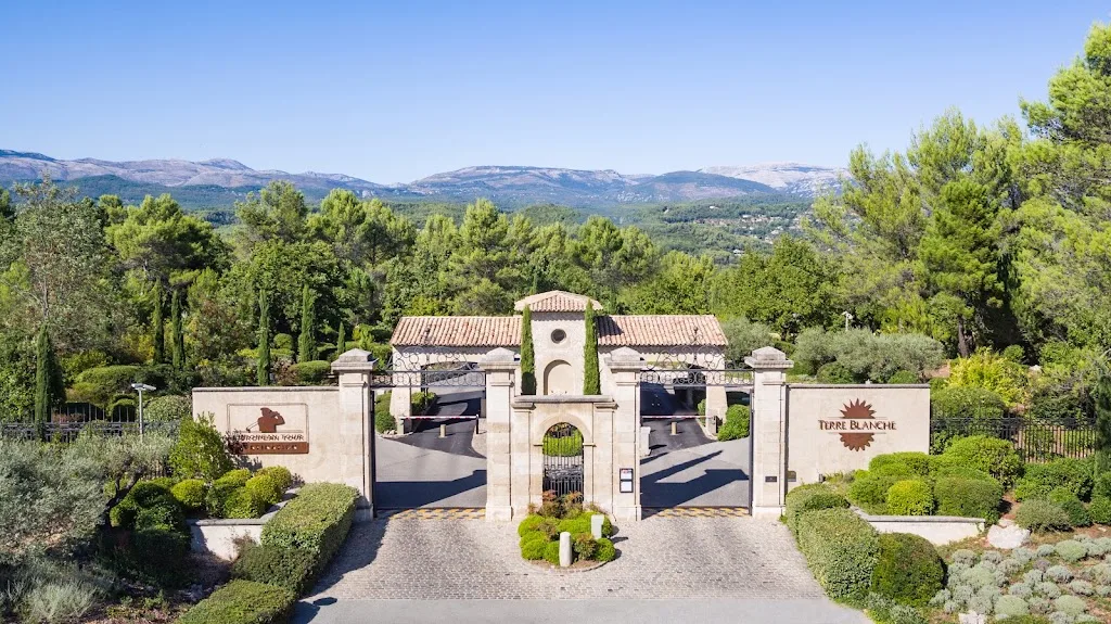 Terre Blanche - photo 2