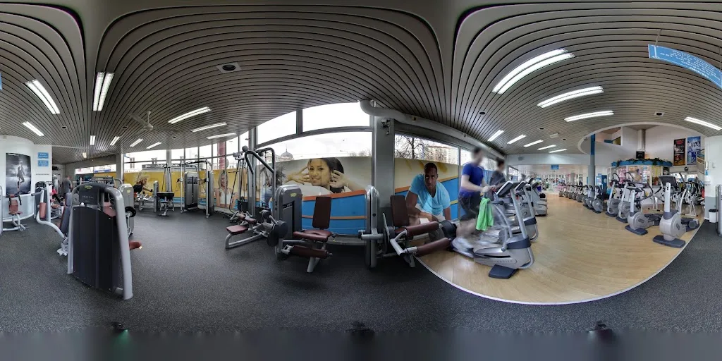 Fitness Park - Salle de sport Saint-Denis - Carnot - photo 1