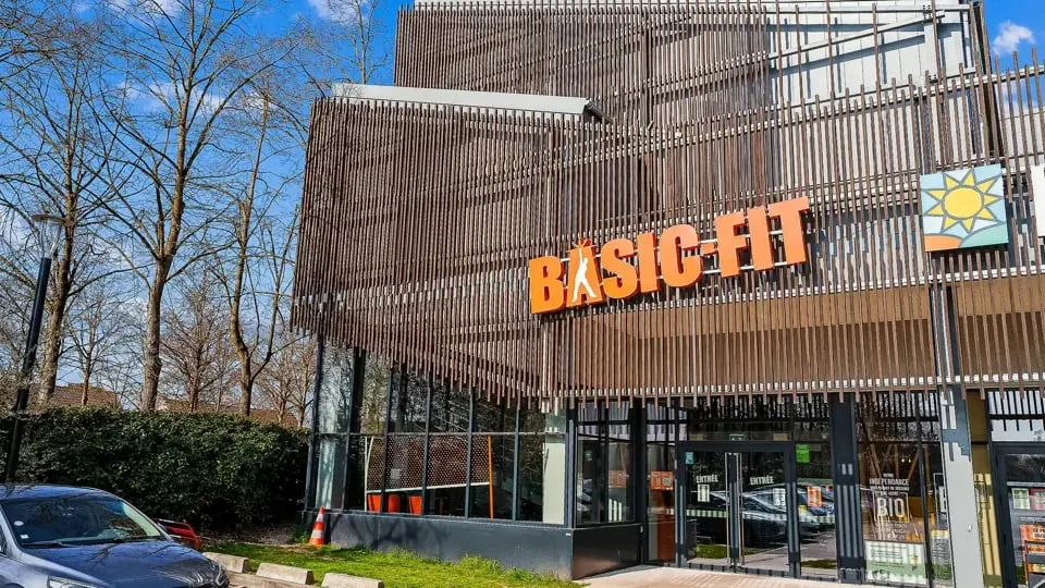 Basic-Fit - photo 1