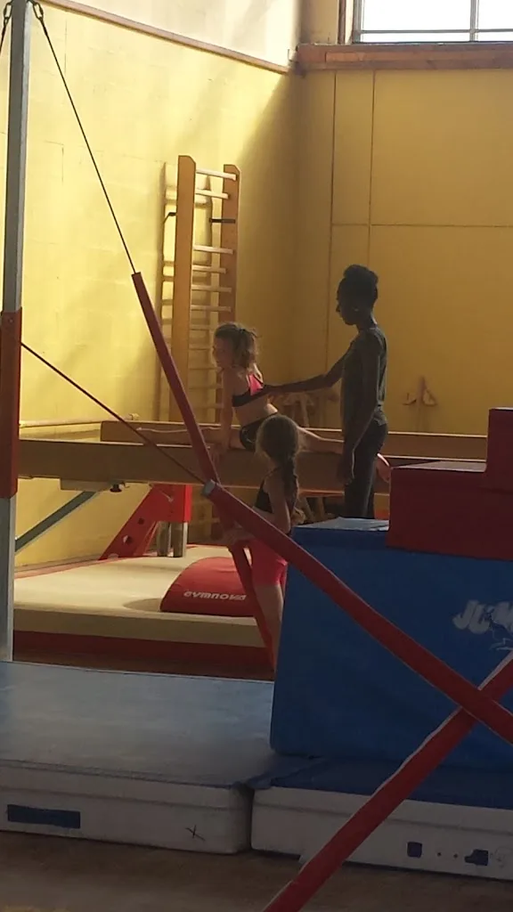 Gymnase Louis Roger - photo 2