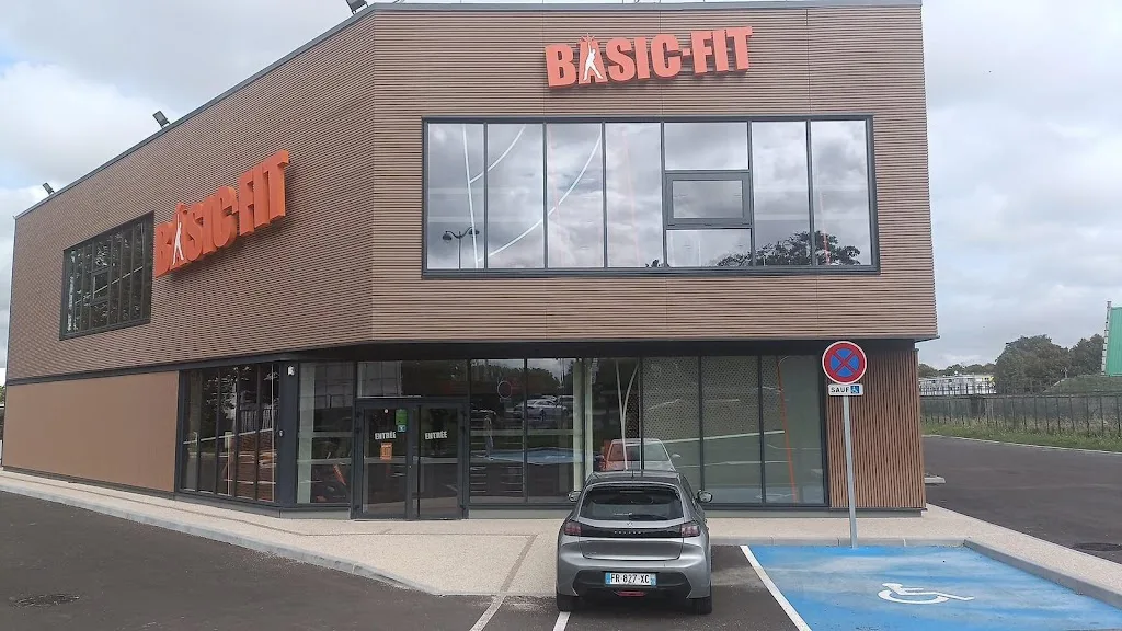 Basic-Fit 24/7 - photo 1
