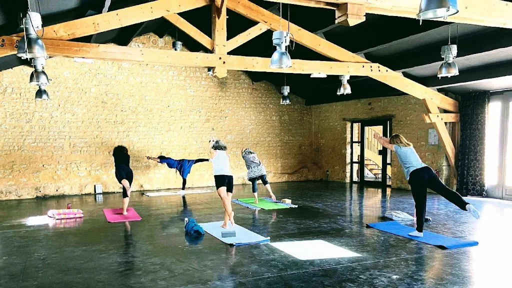 In The Garden | Studio De Yoga • Saint-Simeux • Cognac • Angoulême - photo 3