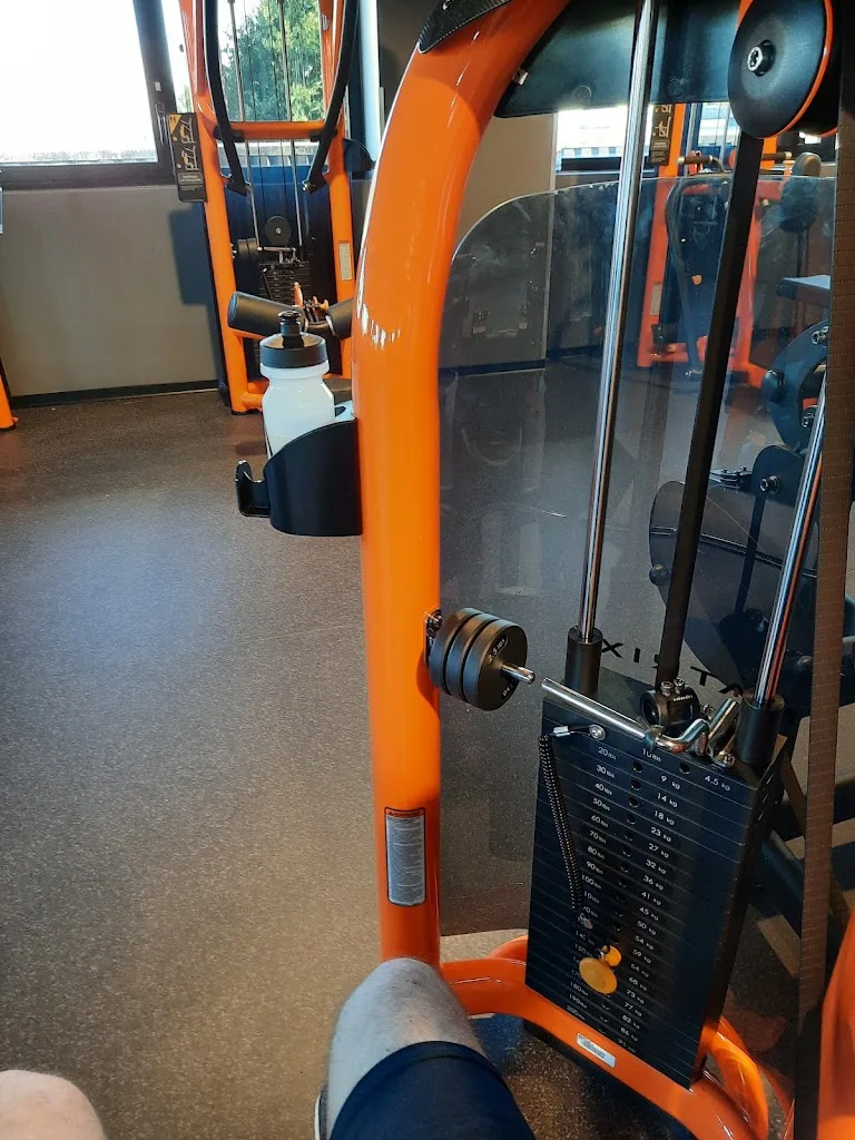 Basic-Fit - photo 1
