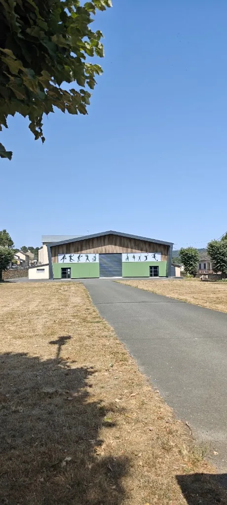 Espace Sportif et Associatif (Gymnase, Salle Polyvalente)) - photo 1