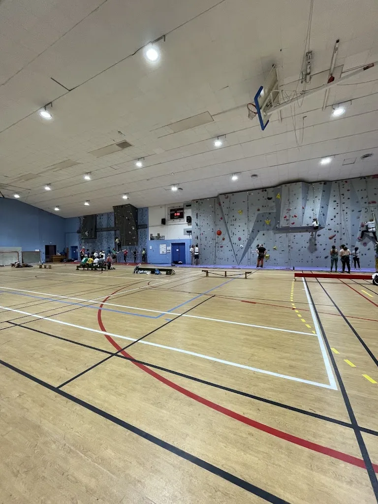 Gymnase Blasco - photo 1
