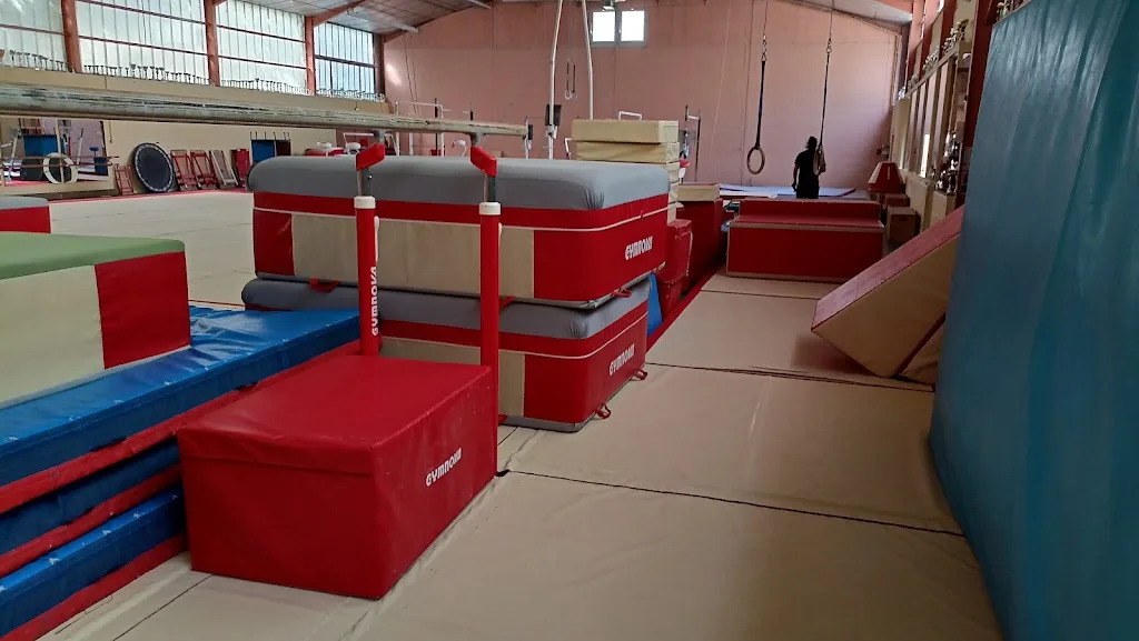 Gymnase Deshors - photo 2