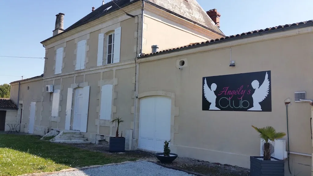 Angély's Club - photo 2