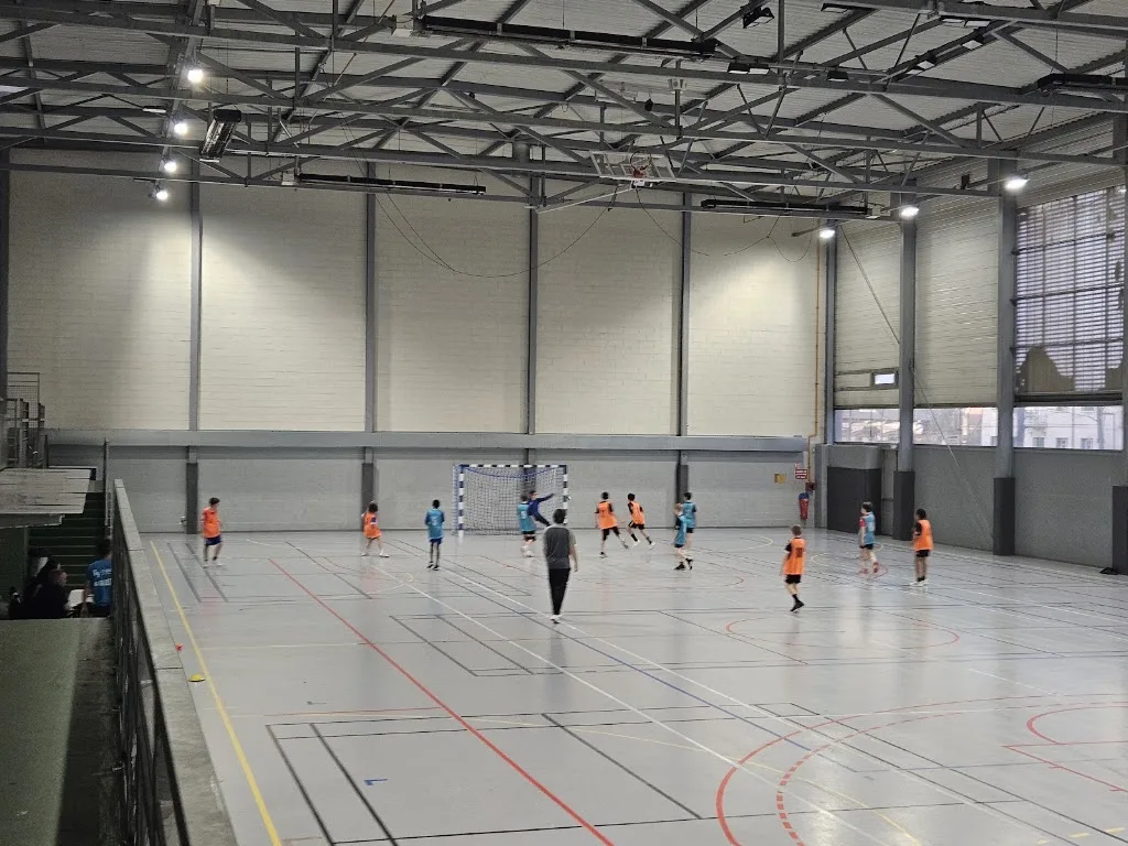 Gymnase Colette Besson - photo 1