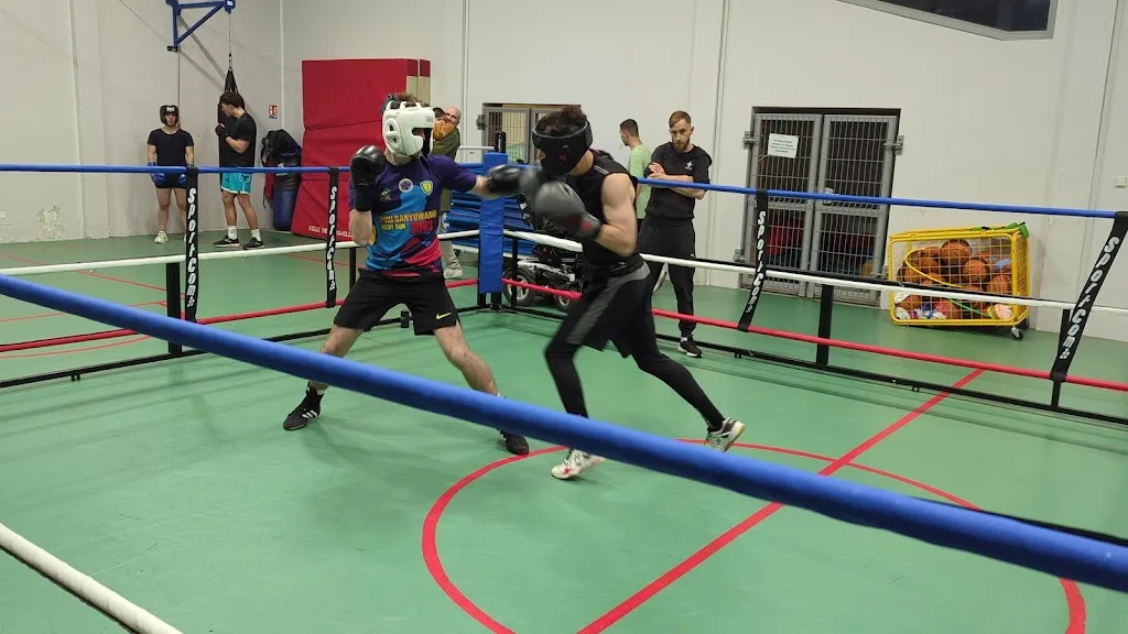 Versailles boxing club - photo 2