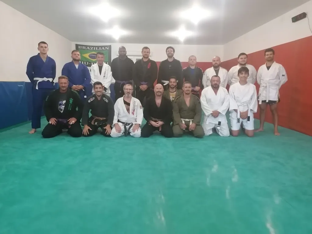 Les Titans - photo 1