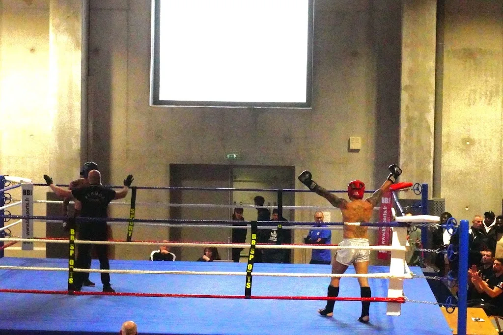 Vision Fight - photo 2