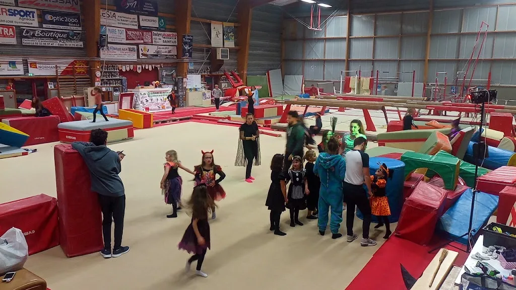 Complexe Sportif - photo 1