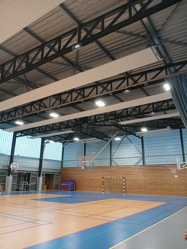 Gymnasium - Salle de sport à Héricourt - photo 2