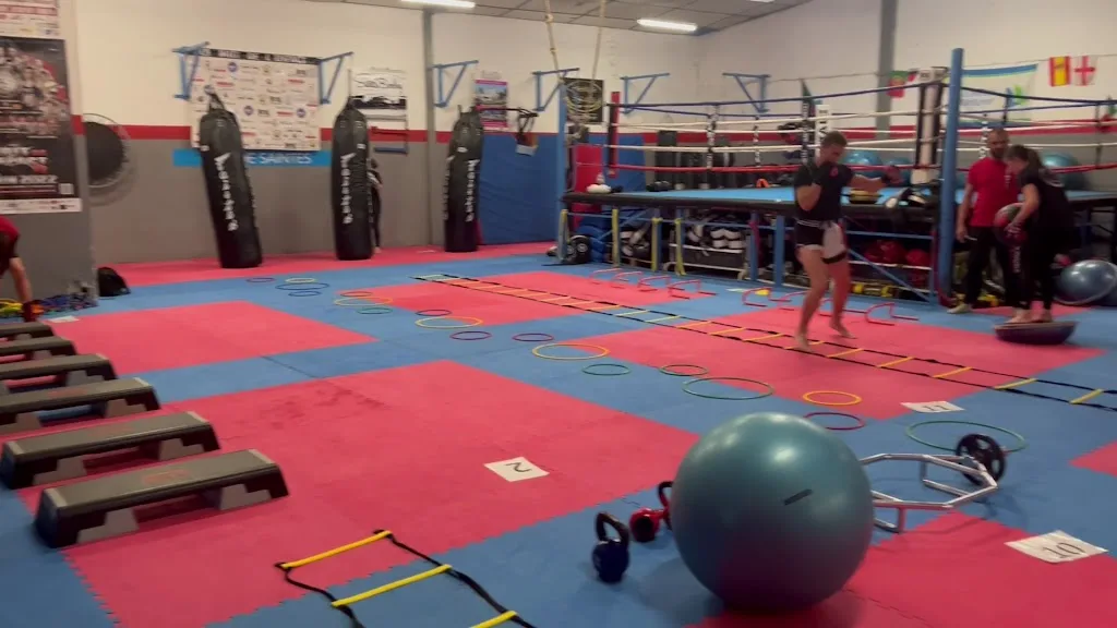 BOXING CLUB SAINTAIS - photo 3