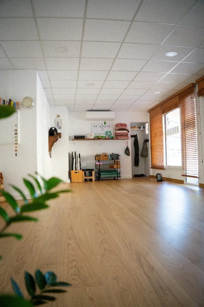 Studio de Yoga & Bien-être RESPIRE - photo 1