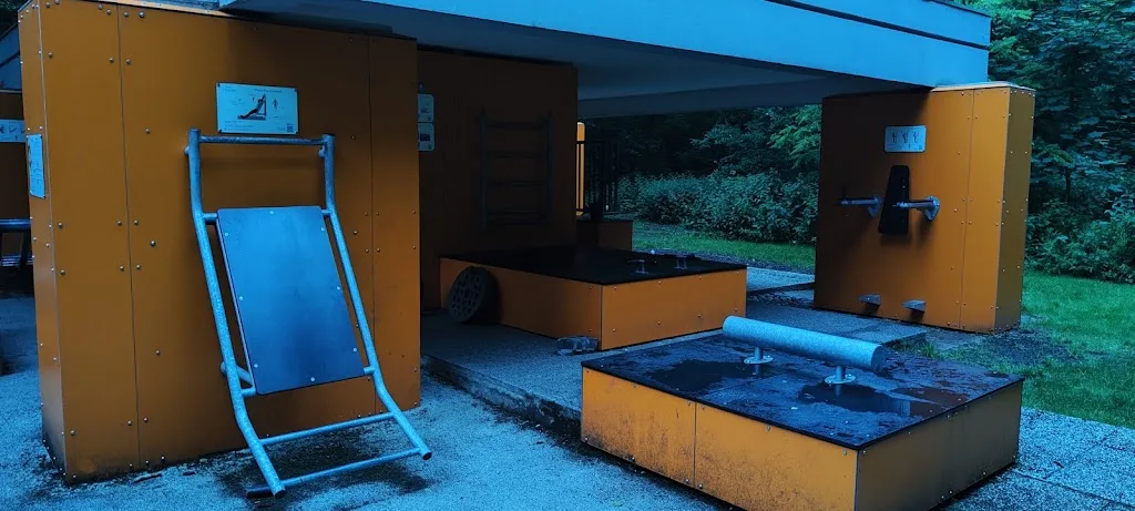 Street Workout Park / Calisthenics / Outside Gym - photo 1