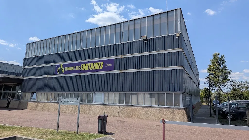 Gymnase des Fontaines - photo 1