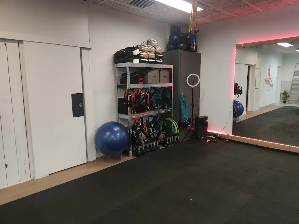Funky Fit Dijon - Studio Fitness Aérien - photo 3