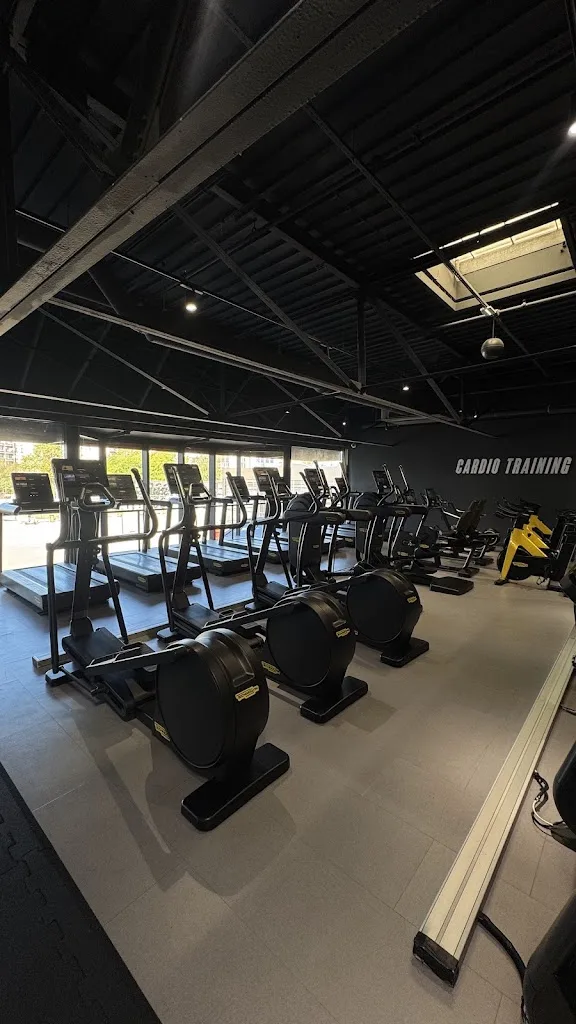Fitness Park - Salle de sport Gennevilliers - photo 1