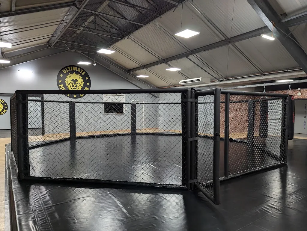 Ultimate Fight Club - MMA - photo 1