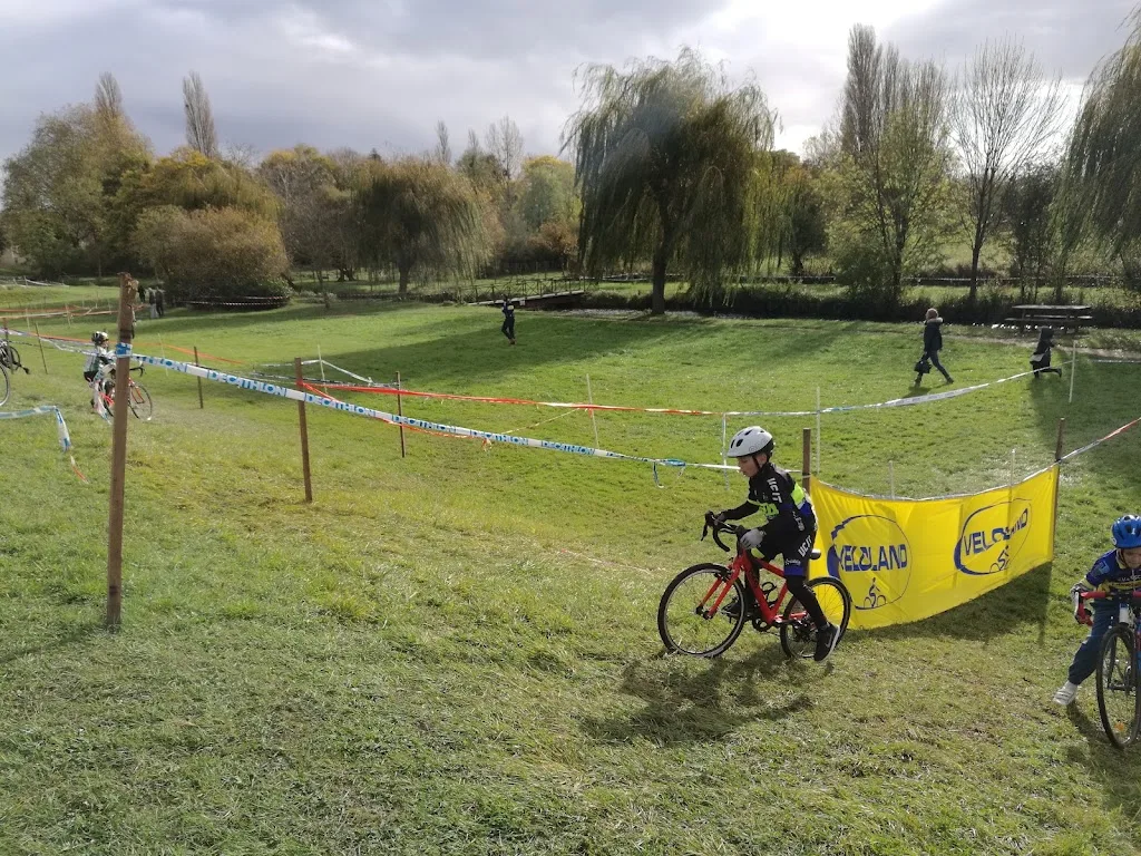 Gymnase Communautaire Sébastien Barc - photo 2