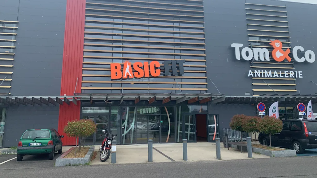 Basic-Fit - photo 1