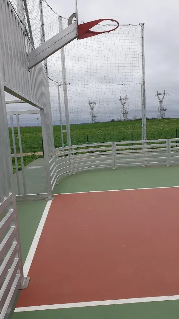Complexe Sportif Lucien Allais - photo 3