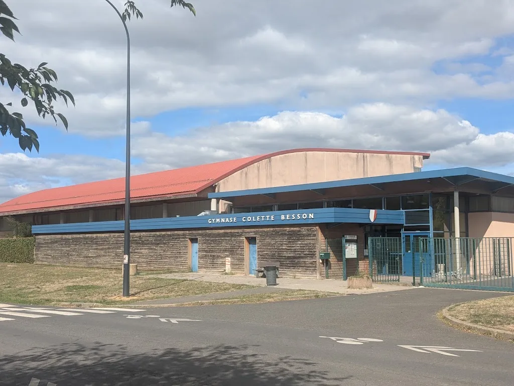 Gymnase Colette Besson - photo 1