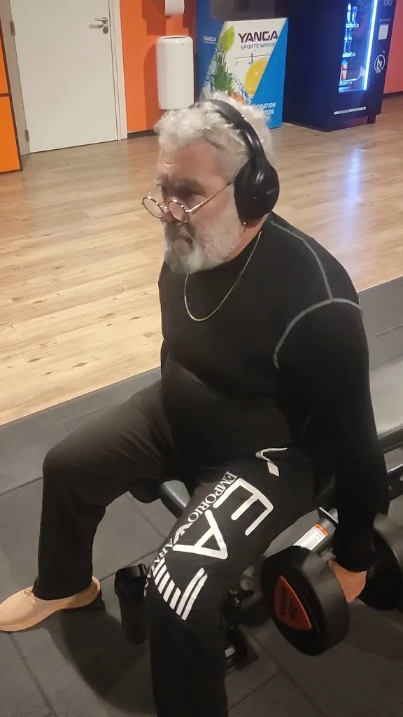 Basic-Fit 24/7 - photo 2
