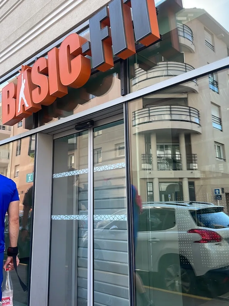 Basic-Fit - photo 1