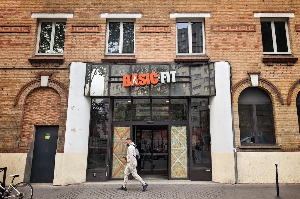 Basic-Fit - photo 1