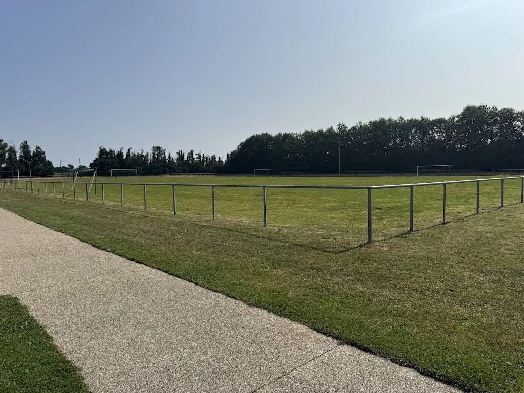 Salle de Sport/terrains de tennis