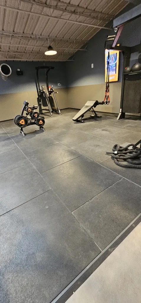 Basic-Fit - photo 1