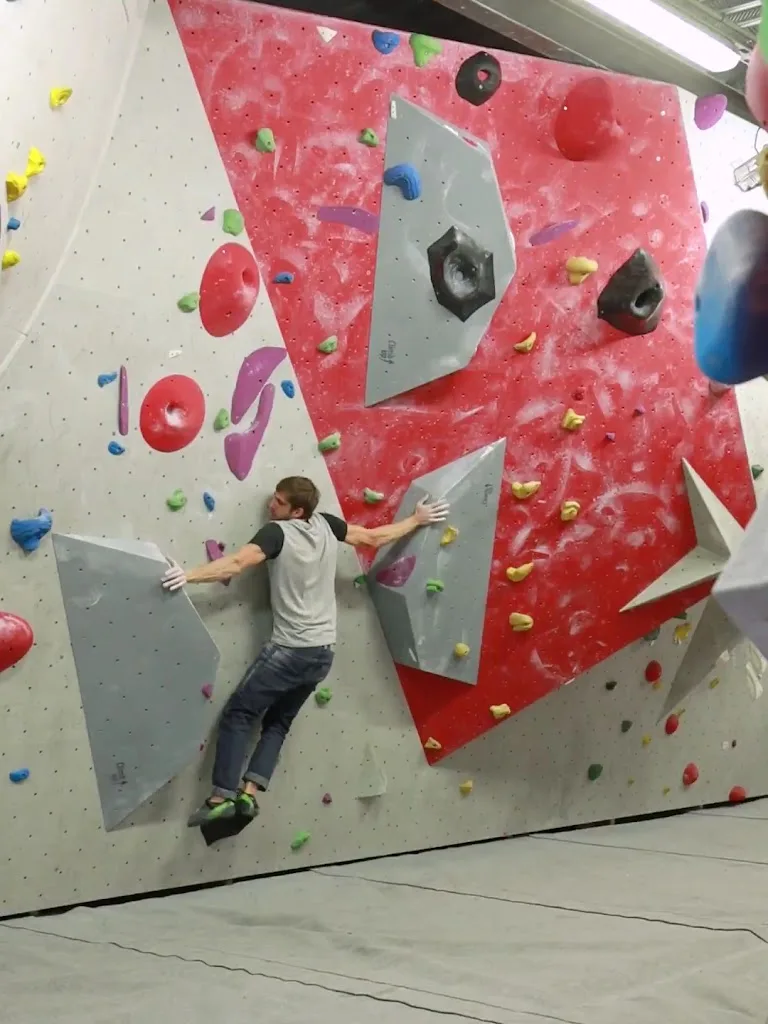 Climb Up Aix-Bouc Bel Air - photo 2