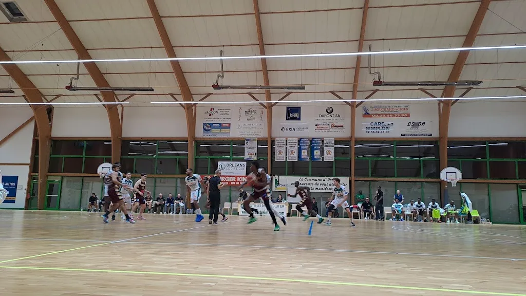 Centre multisport de Ormes - photo 1