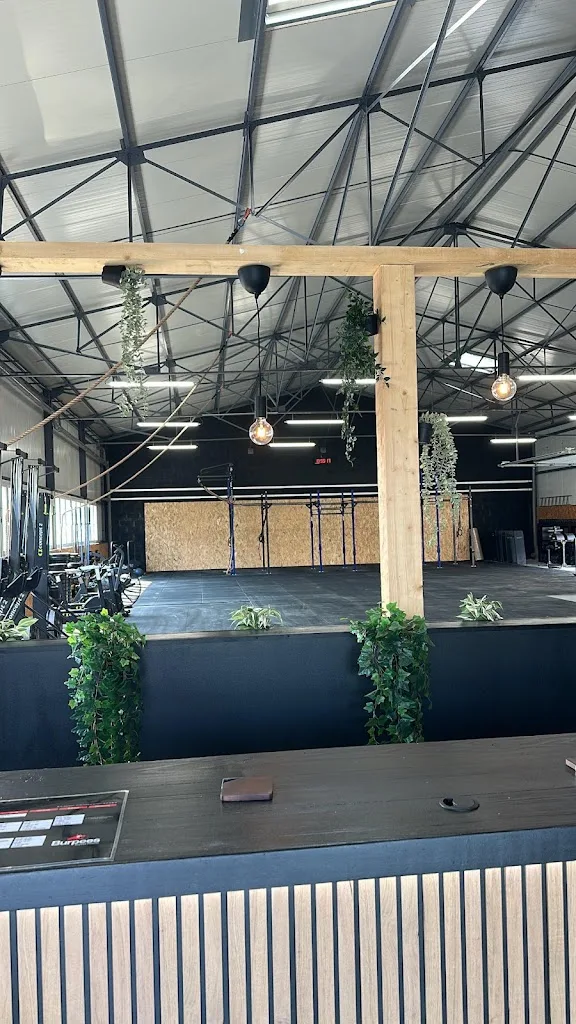 Studio Move Up - photo 1