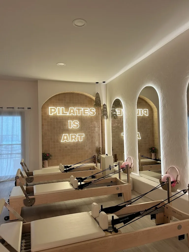 PEACHES PILATES CLUB SAINT-MAXIMIN - photo 2